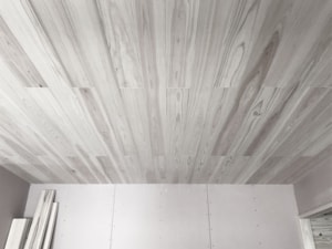 ヒノキ羽目板張 NGC